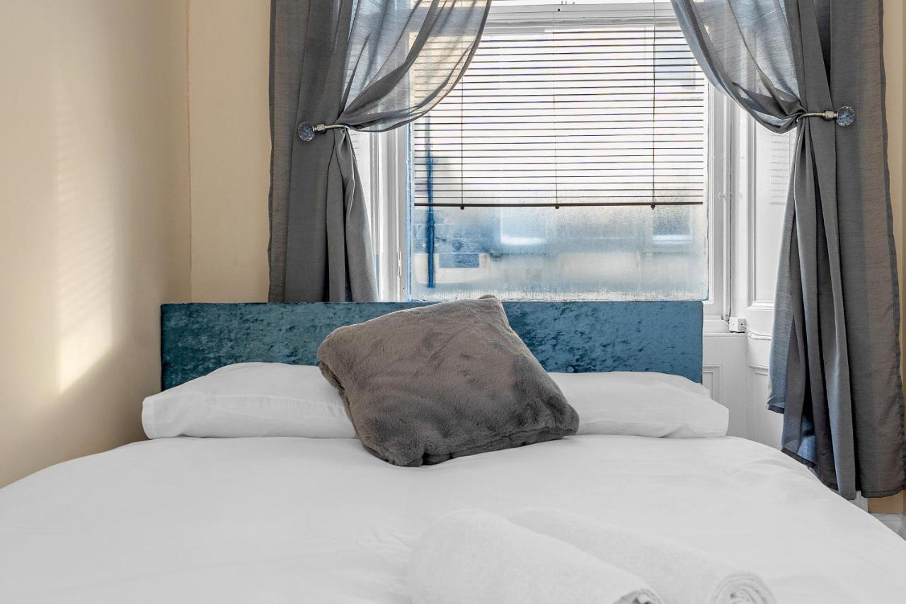 Edinburgh City Centre Jasmine Apartment -Sleeps 7 Екстериор снимка