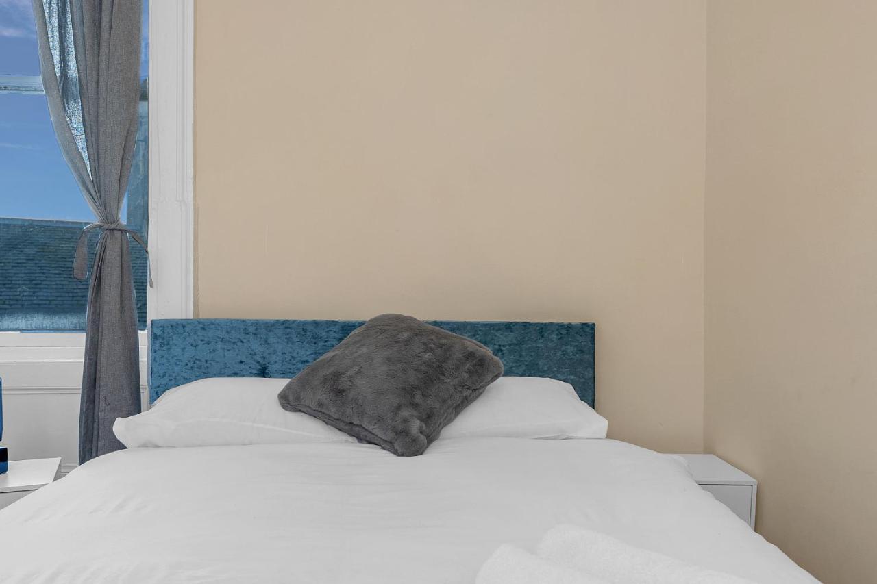 Edinburgh City Centre Jasmine Apartment -Sleeps 7 Екстериор снимка